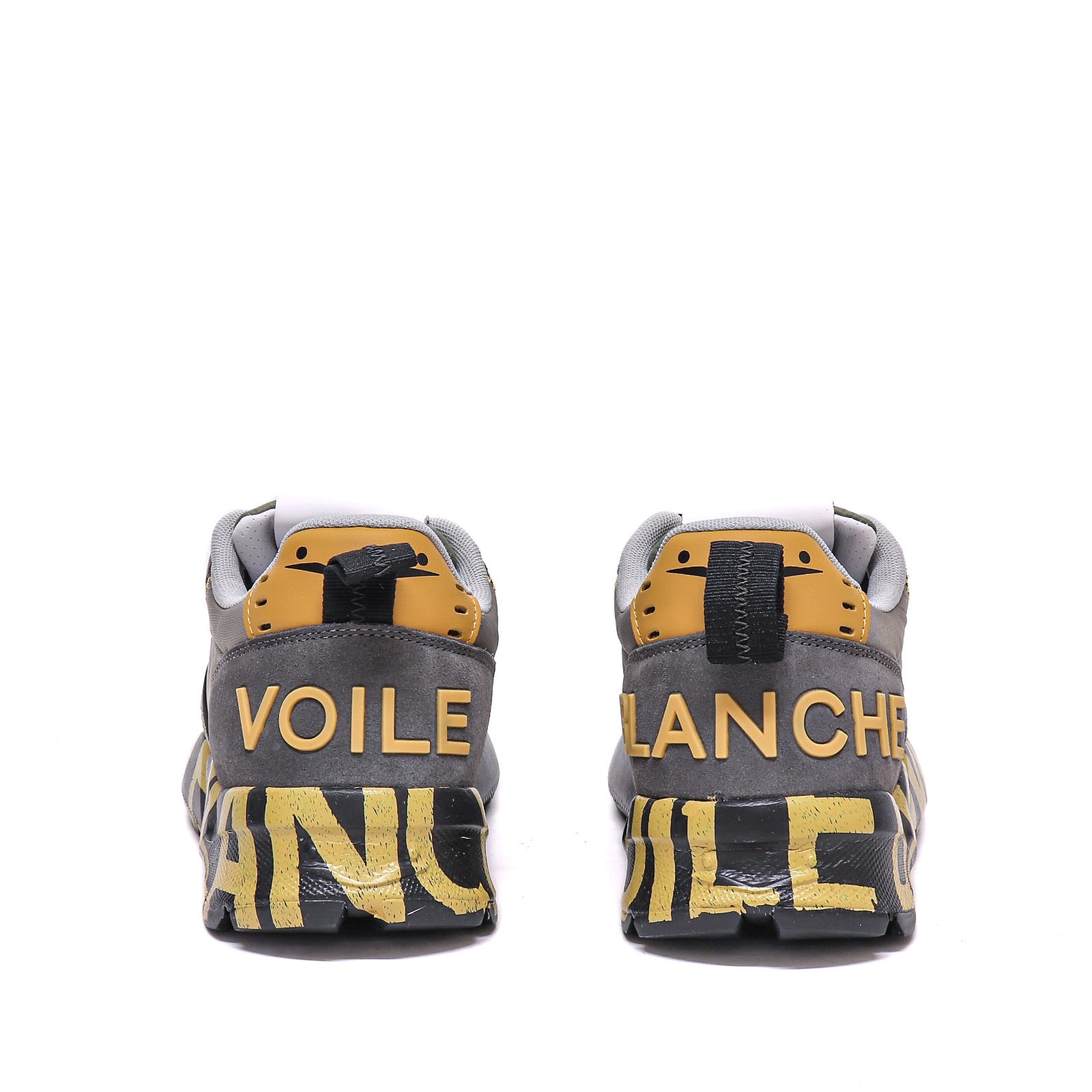 Voile Blanche Sneaker Club