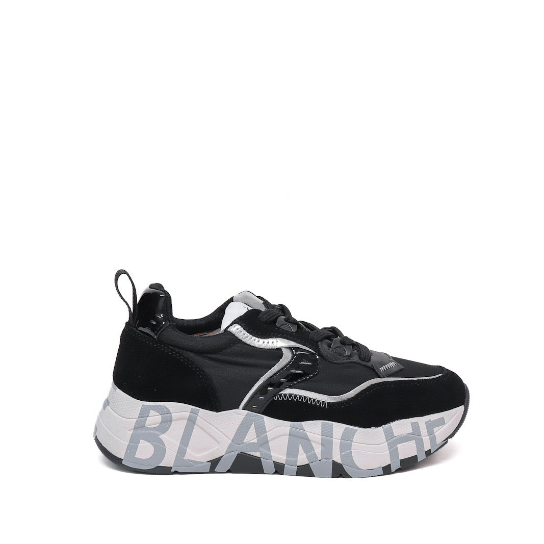 Voile Blanche Sneaker Club105
