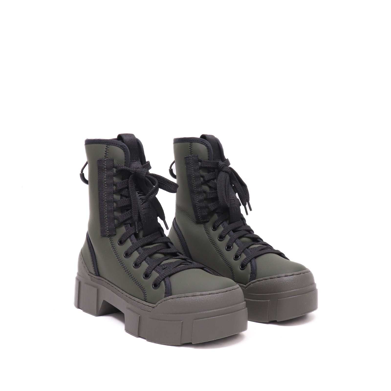 Vic Matiè Tronchetto Hunt