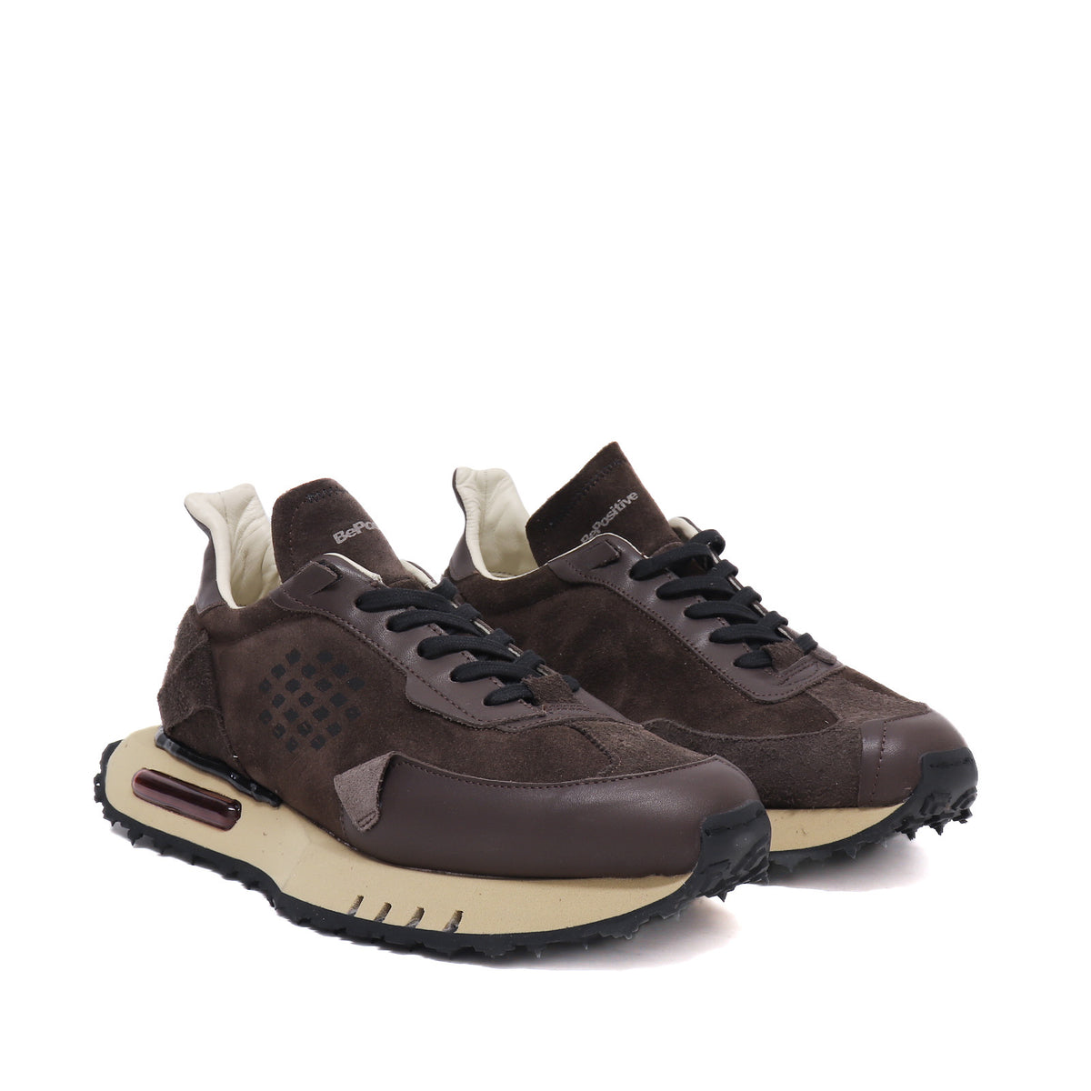 Be Positive Sneaker Race