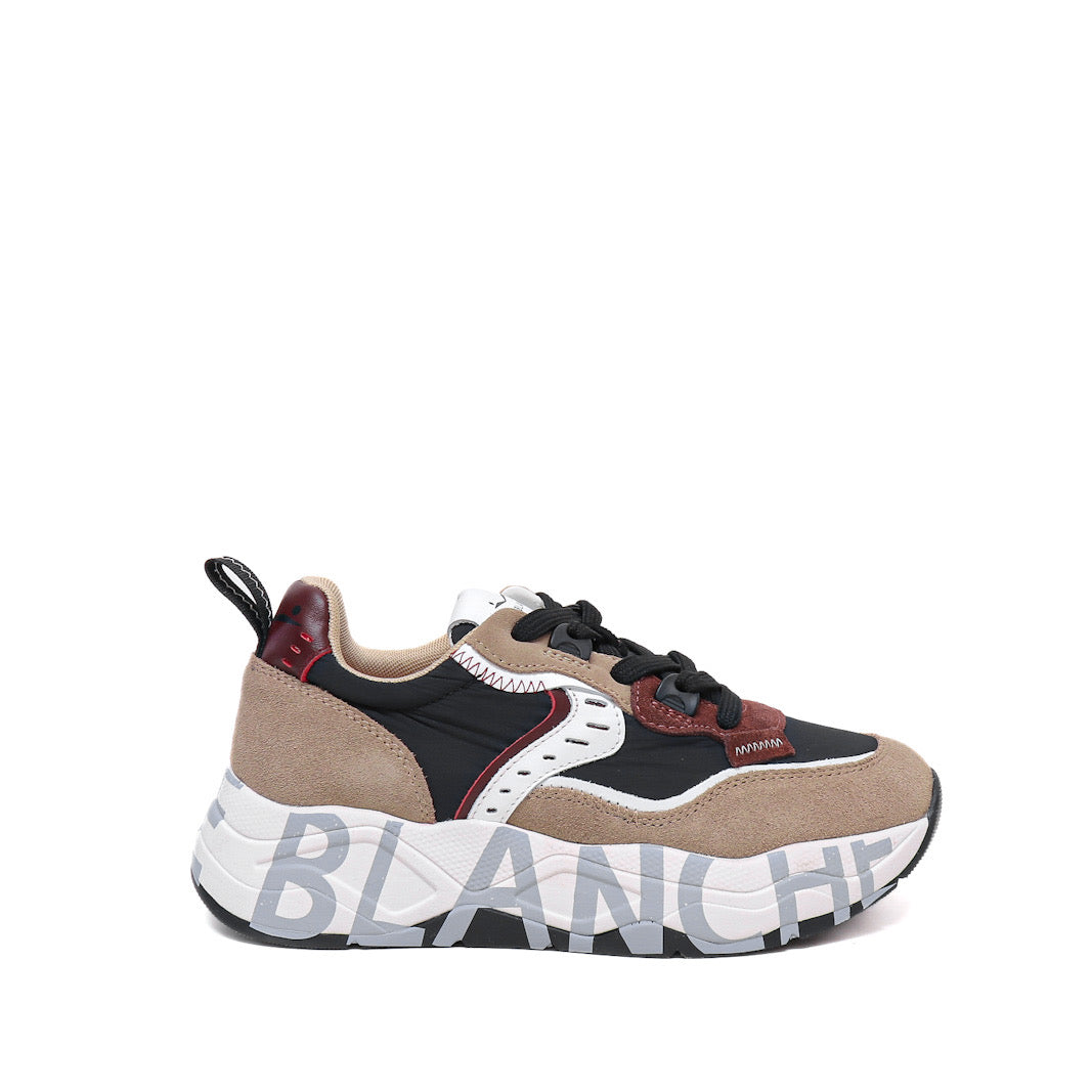 Voile Blanche Sneaker Club105