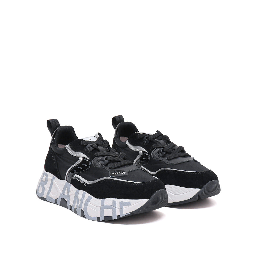 Voile Blanche Sneaker Club105