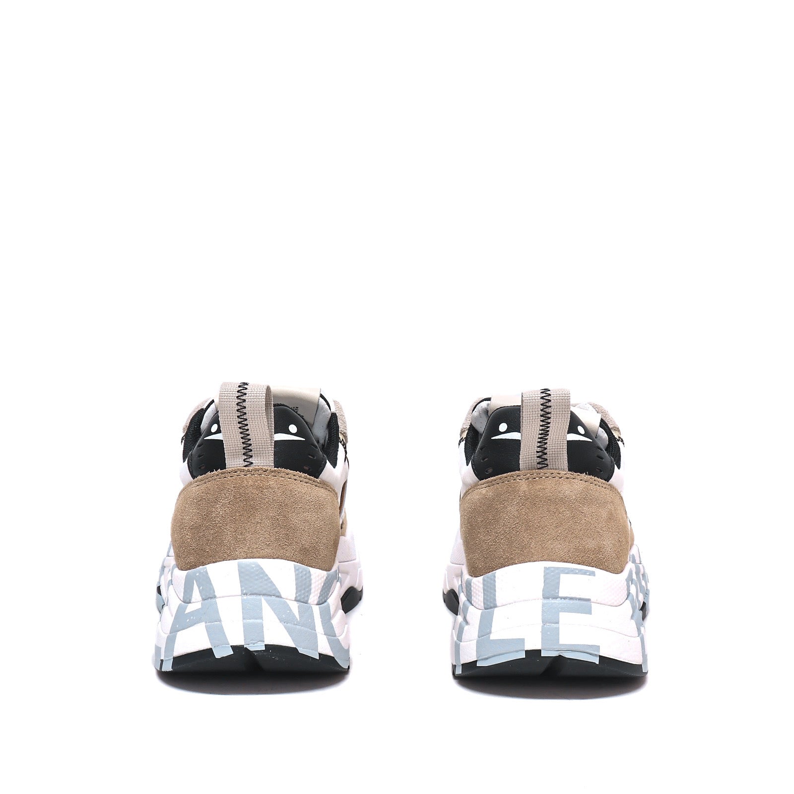 Voile Blanche Sneaker Club105
