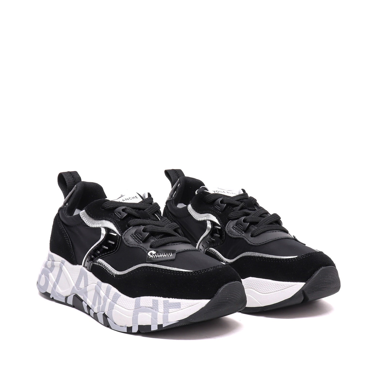 Voile Blanche Sneaker Club105