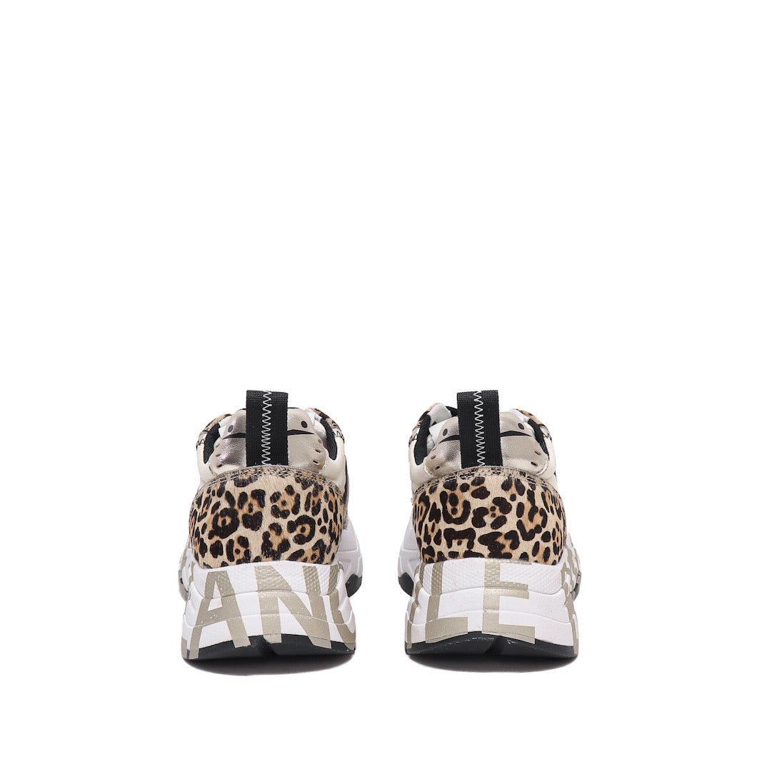 Voile Blanche Sneaker Club105