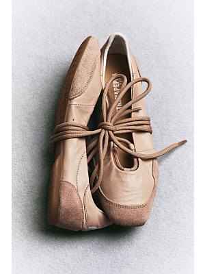 Patrizia Pepe Ballerina Dancing