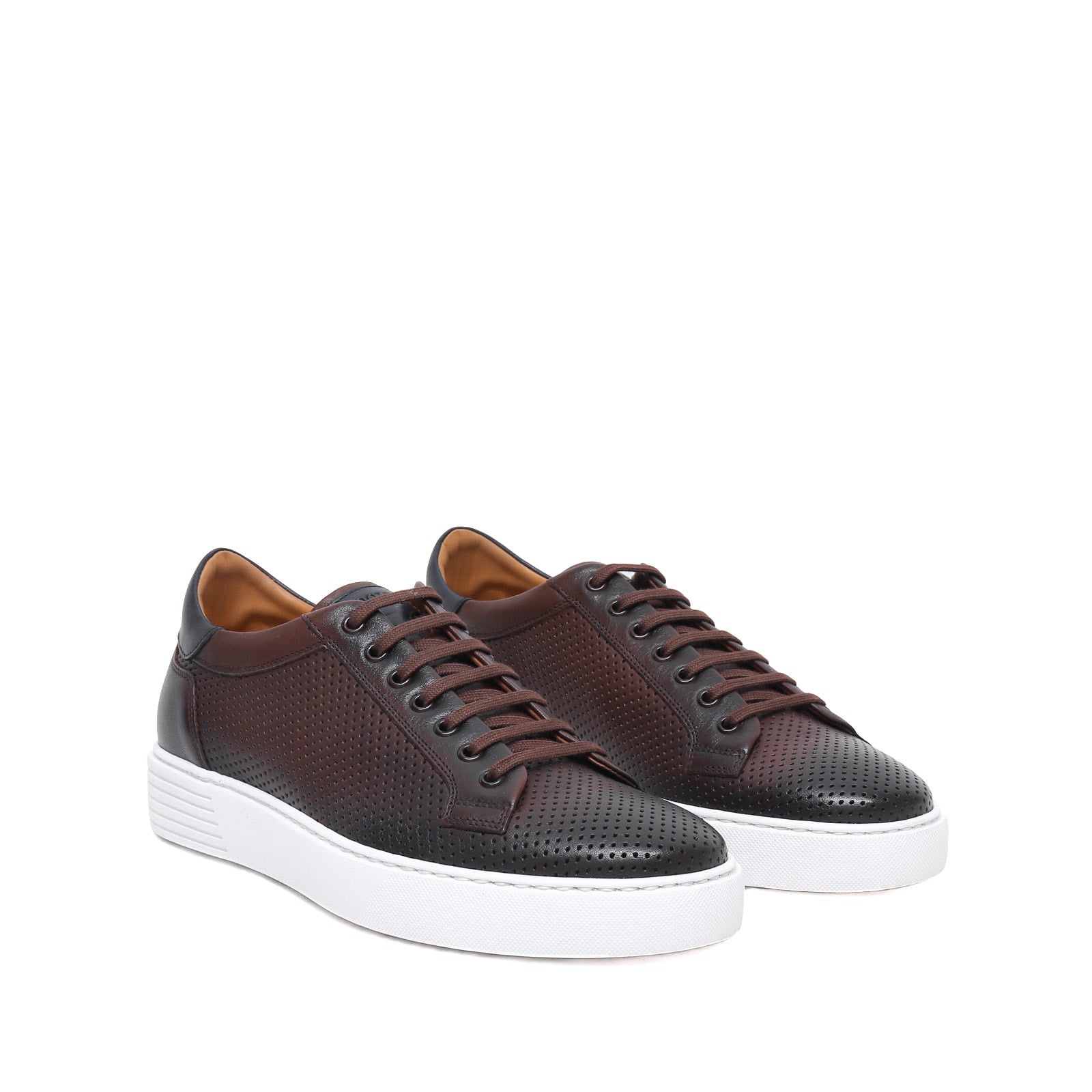 Rossi Dixan sneakers