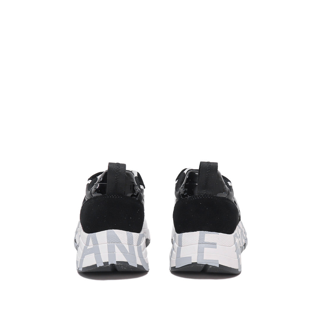 Voile Blanche Sneaker Club105