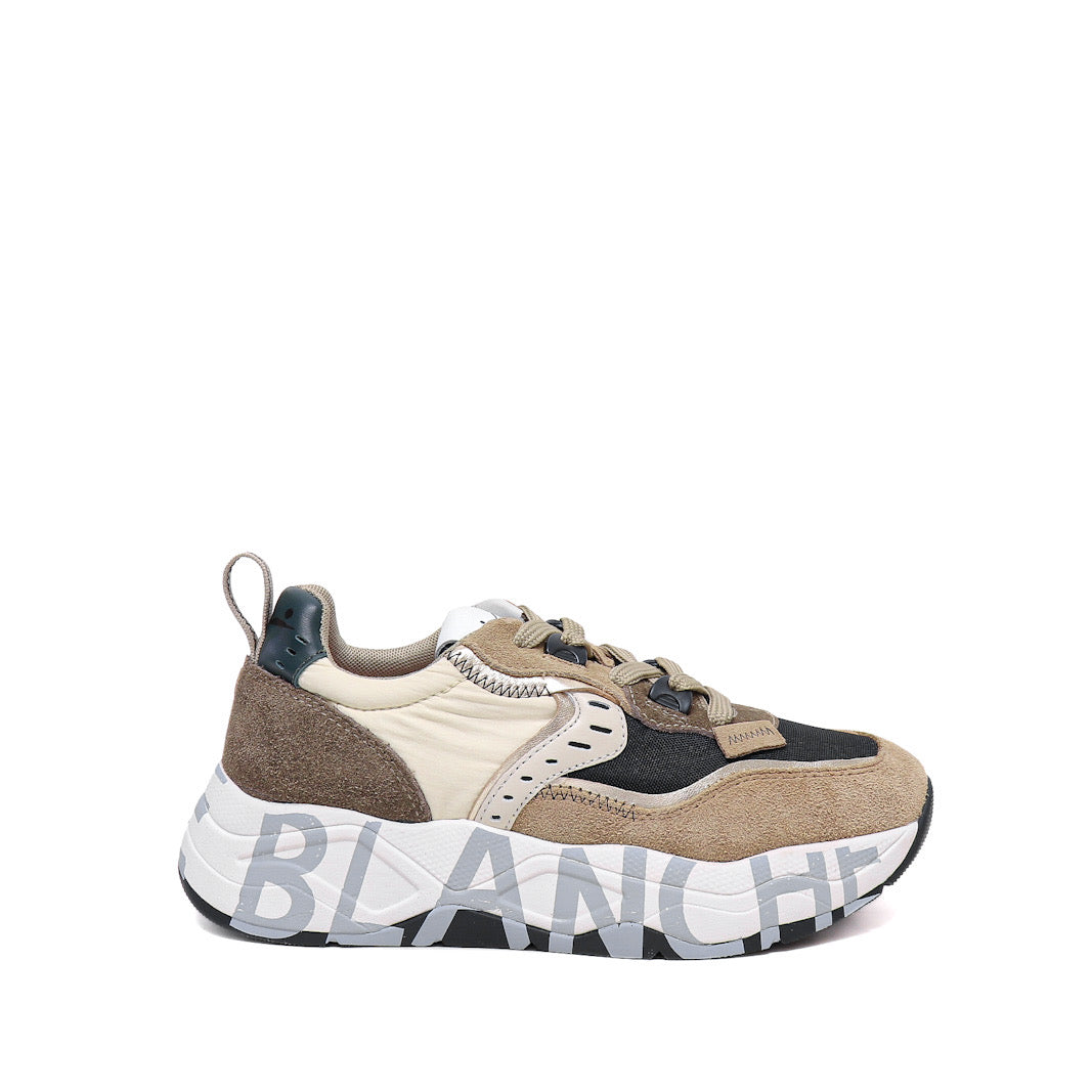 Voile Blanche Sneaker Club105