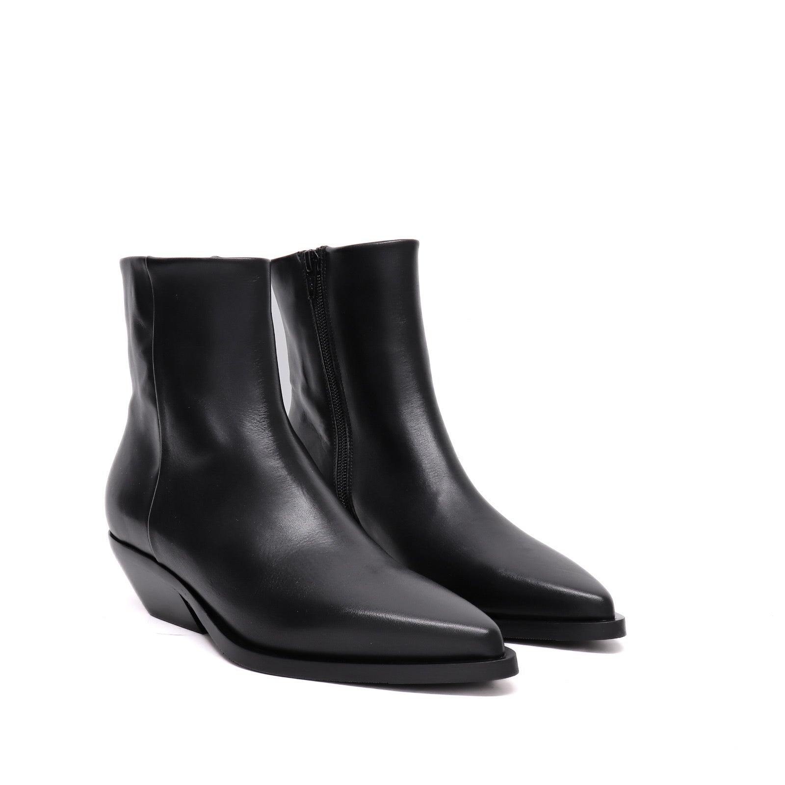 Elena Iachi Tronchetto Nero