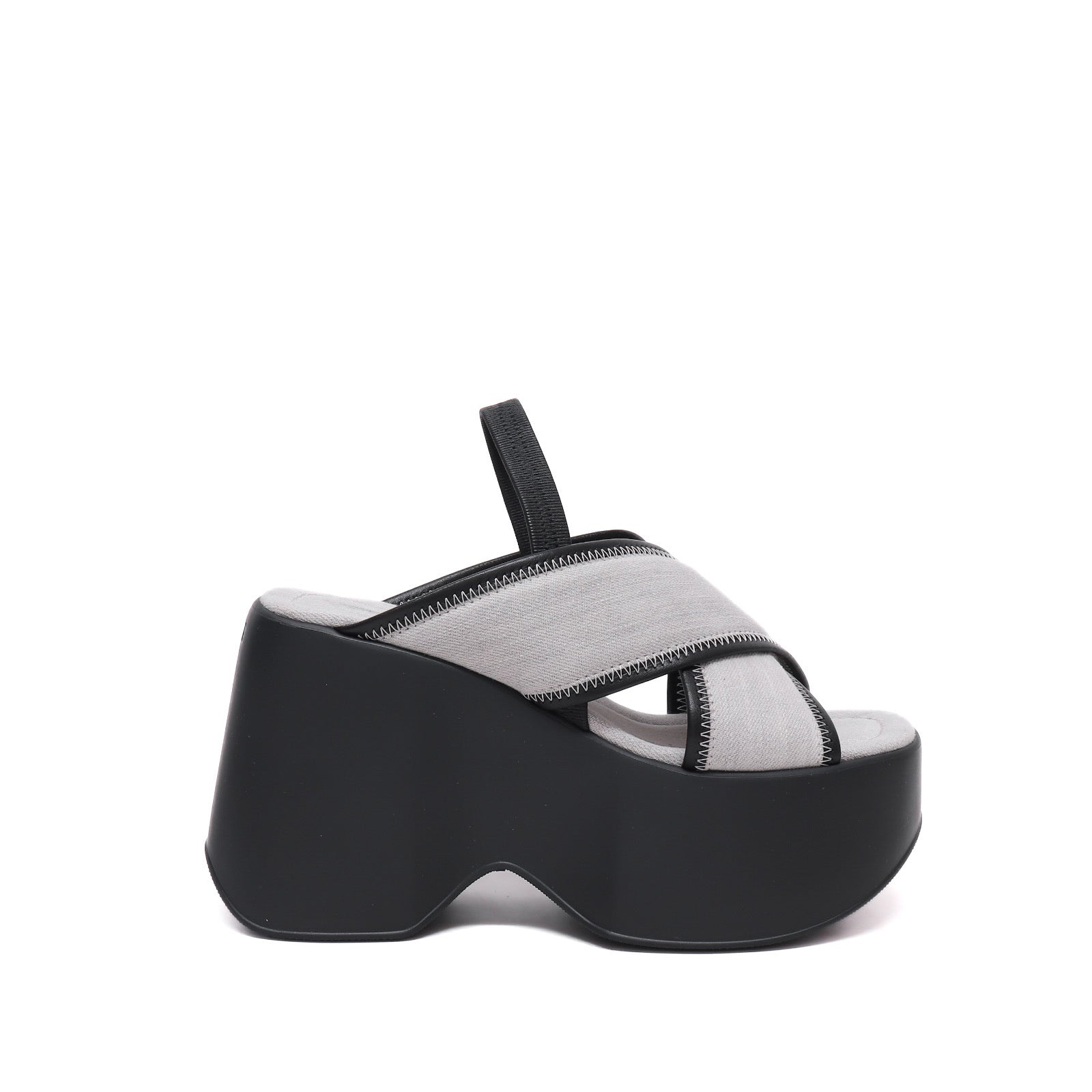 Vic Matie' Sandalo Yoko