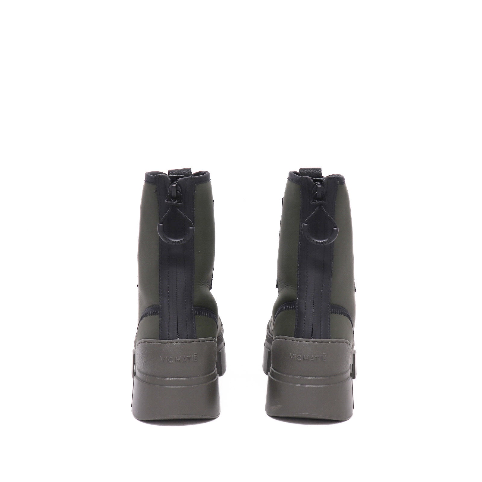 Vic Matiè Tronchetto Hunt