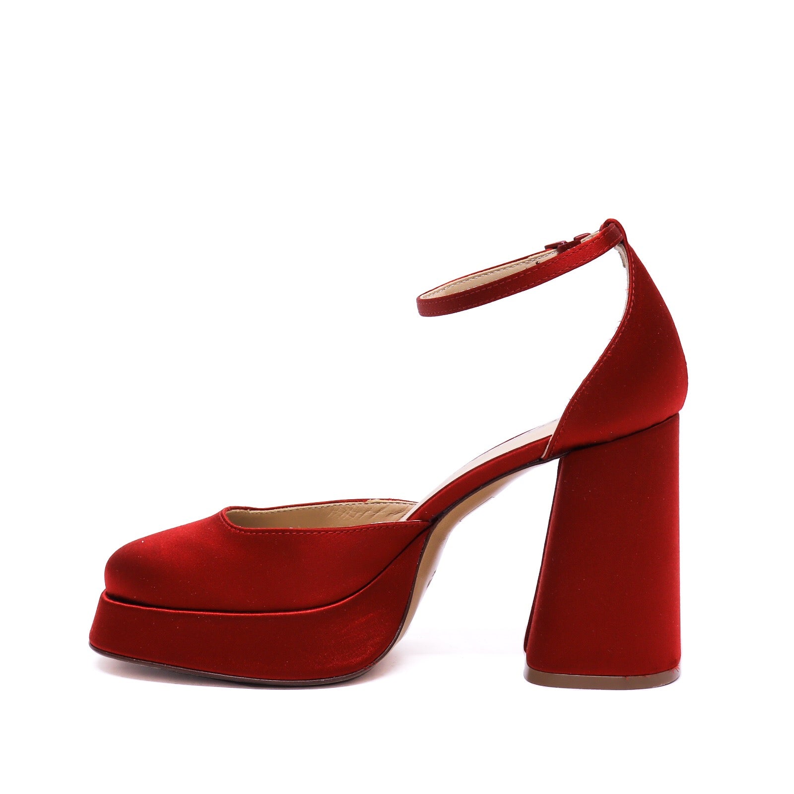 Festa Milano Decollete Nicla