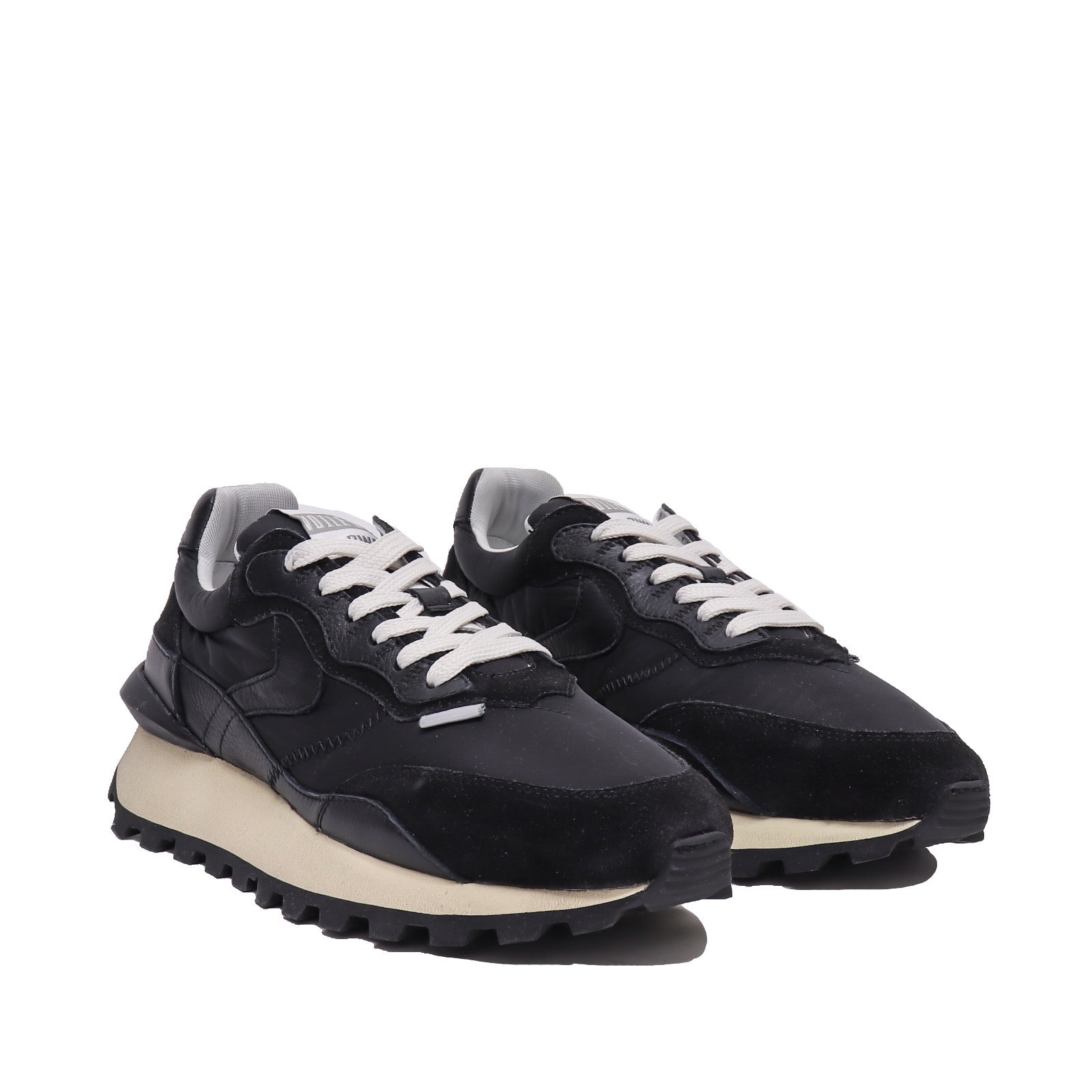 Voile Blanche Sneaker Qwark