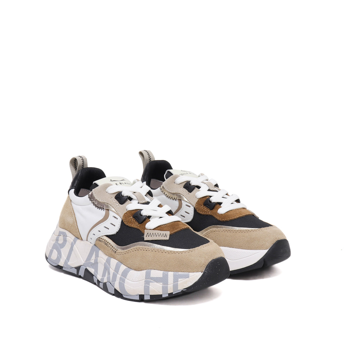 Voile Blanche Sneaker Club105