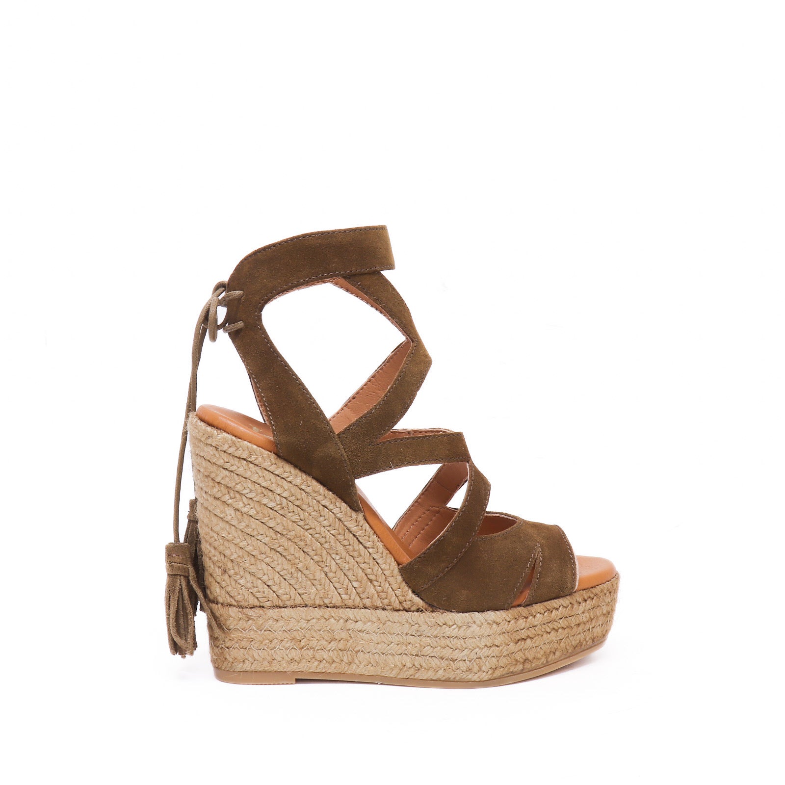 Kanna Sandalo Basket