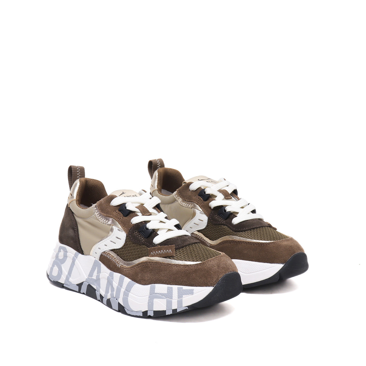 Voile Blanche Sneaker Club105