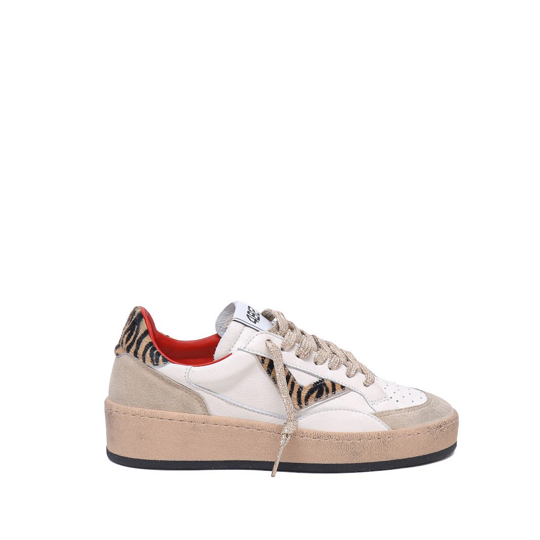 4B12 Sneaker