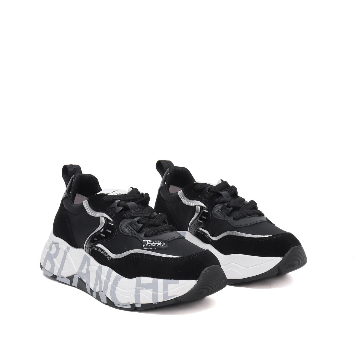 Voile Blanche Sneaker Club105