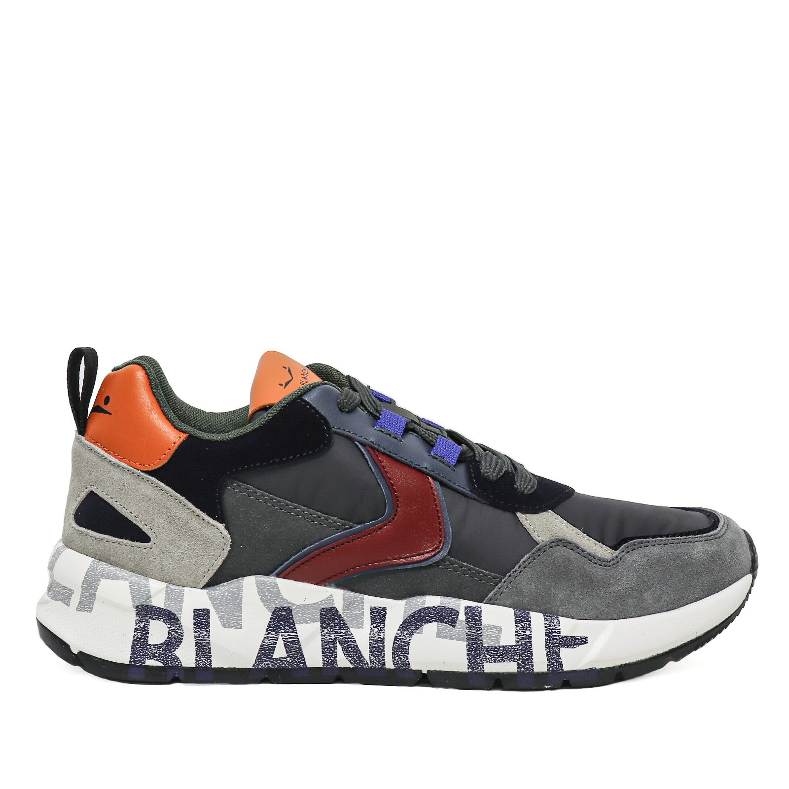 Voile Blanche Sneaker Club16